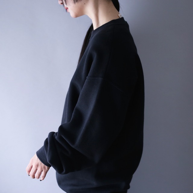 "猫×刺繍" black base over silhouette sweatshirt