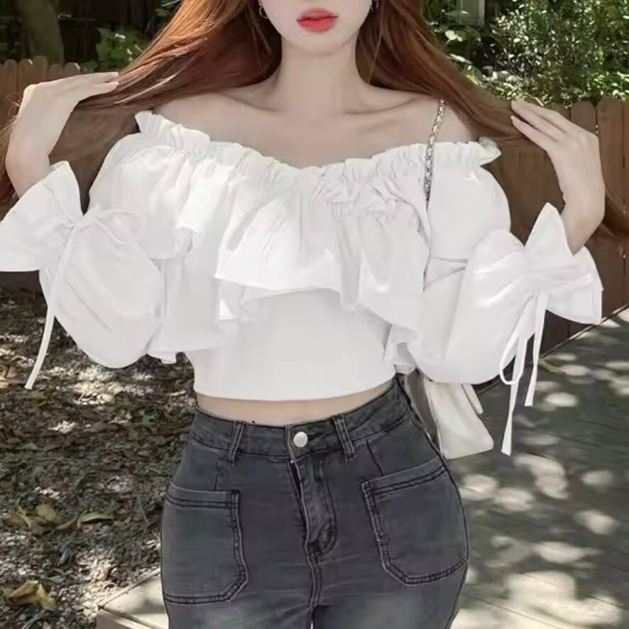 フリルギャザーオフショルクロップドブラウス