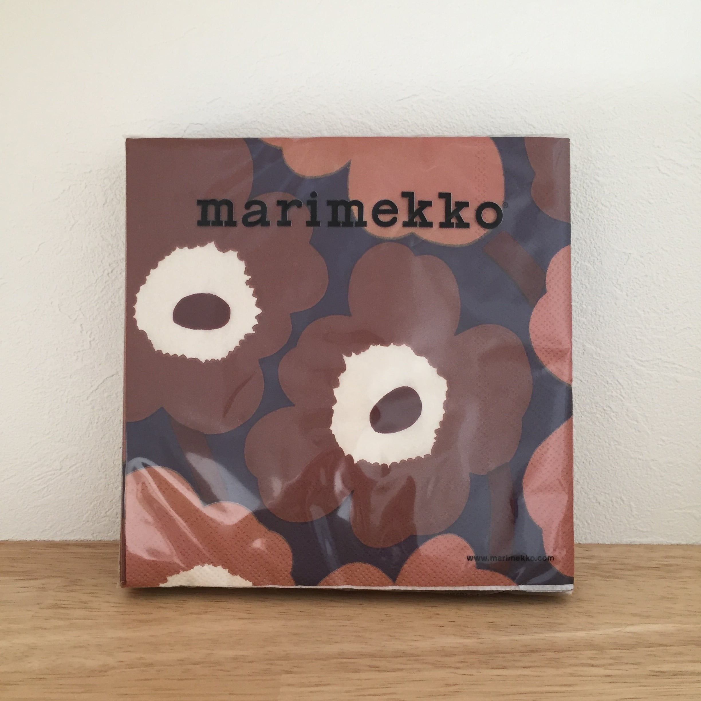 marimekko】ランチサイズ ペーパーナプキン UNIKKO パープル×ブラウン