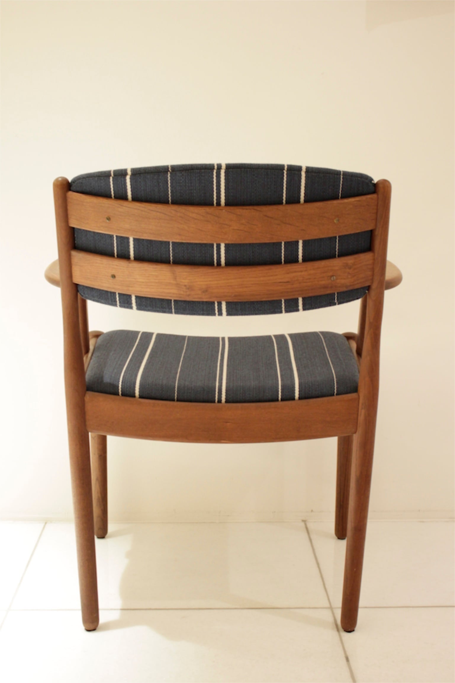 Poul.M.Volther（ポール・ヴォルター） J62 アームチェア | 北欧