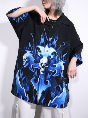 tribal motif skull fire pattern over silhouette s/s shirt