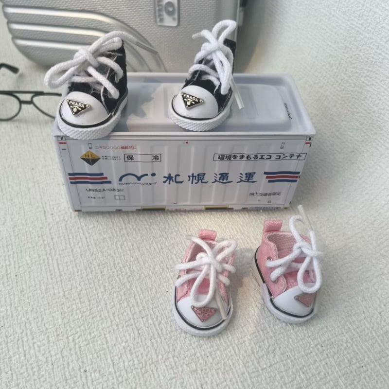 クールな定番スタイル!おしゃれなコーデに必須♡ Labubu用 ビンテージ風スニーカー 全世代対応/15cm&17cm イケてるスニーカー