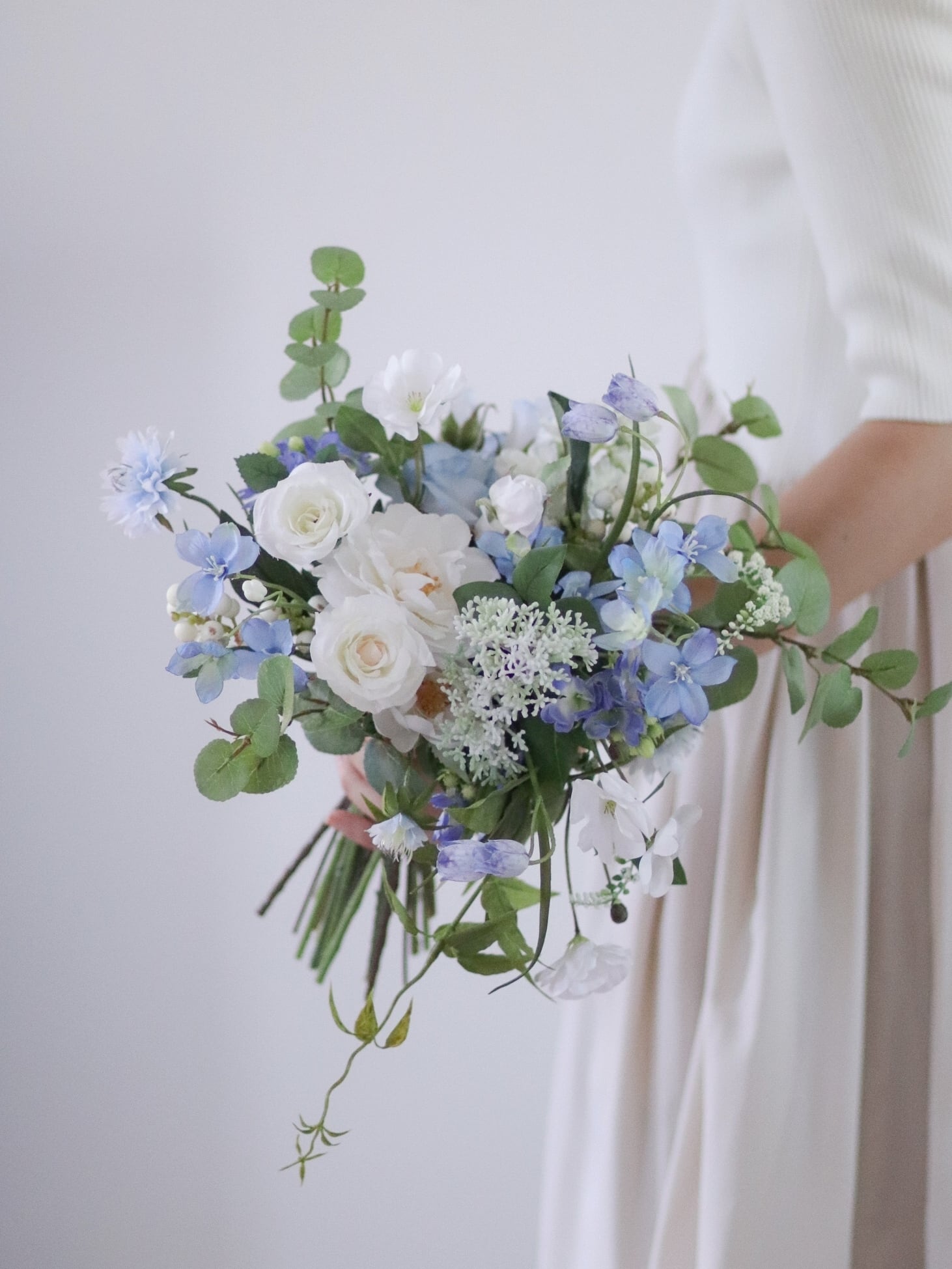 〈 完成品販売ブーケ 〉blue white artificial flower bouquet