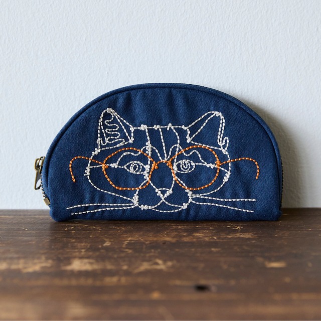 +HAyU （プラスハユ） 刺繍メガネポーチ / メガネ猫 ネイビー WHAQG-0005 B