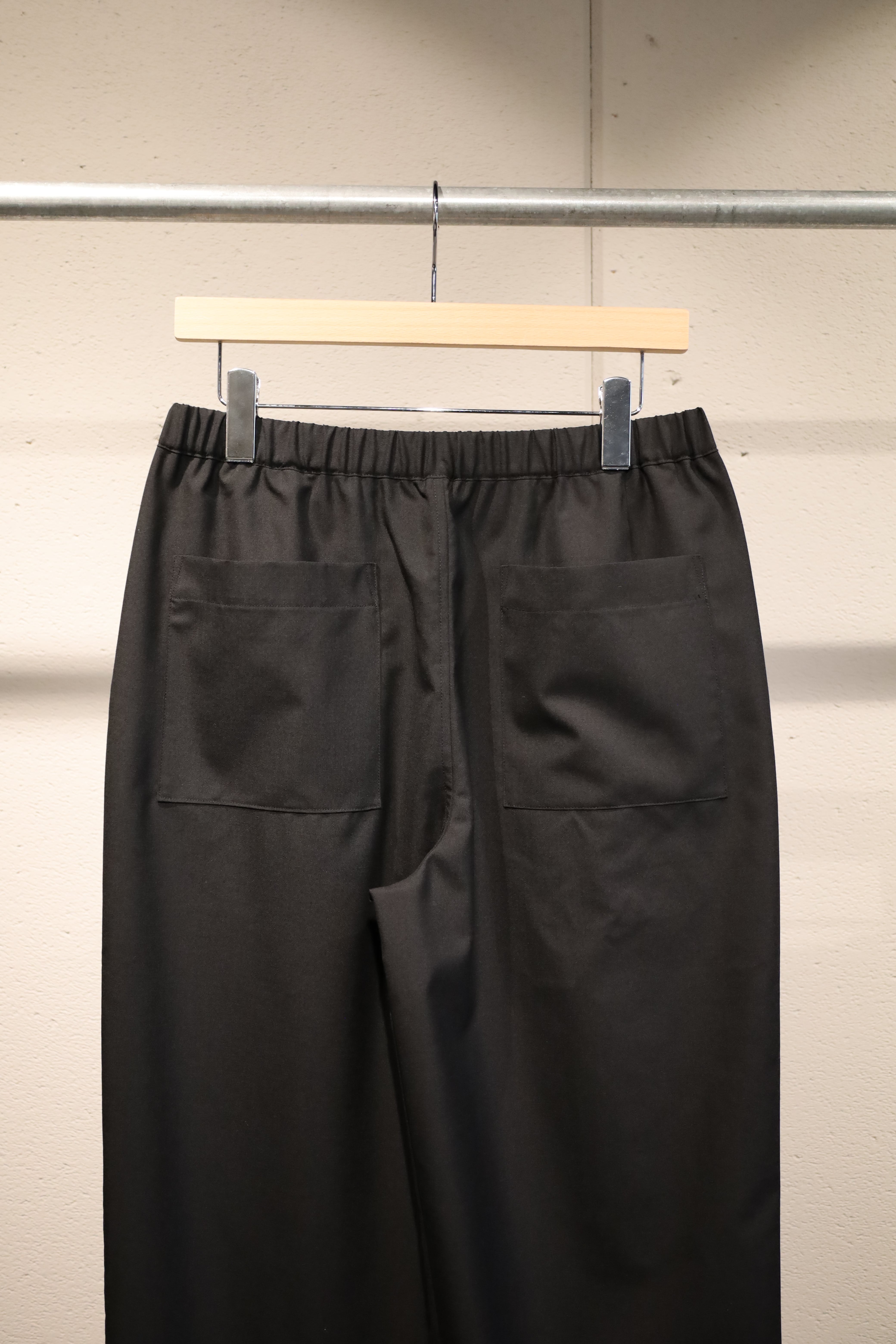 CALM】WOOL TROPICAL EASY SLACKS | CALM