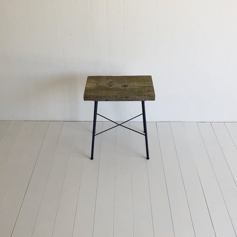 STスツール／木［角］