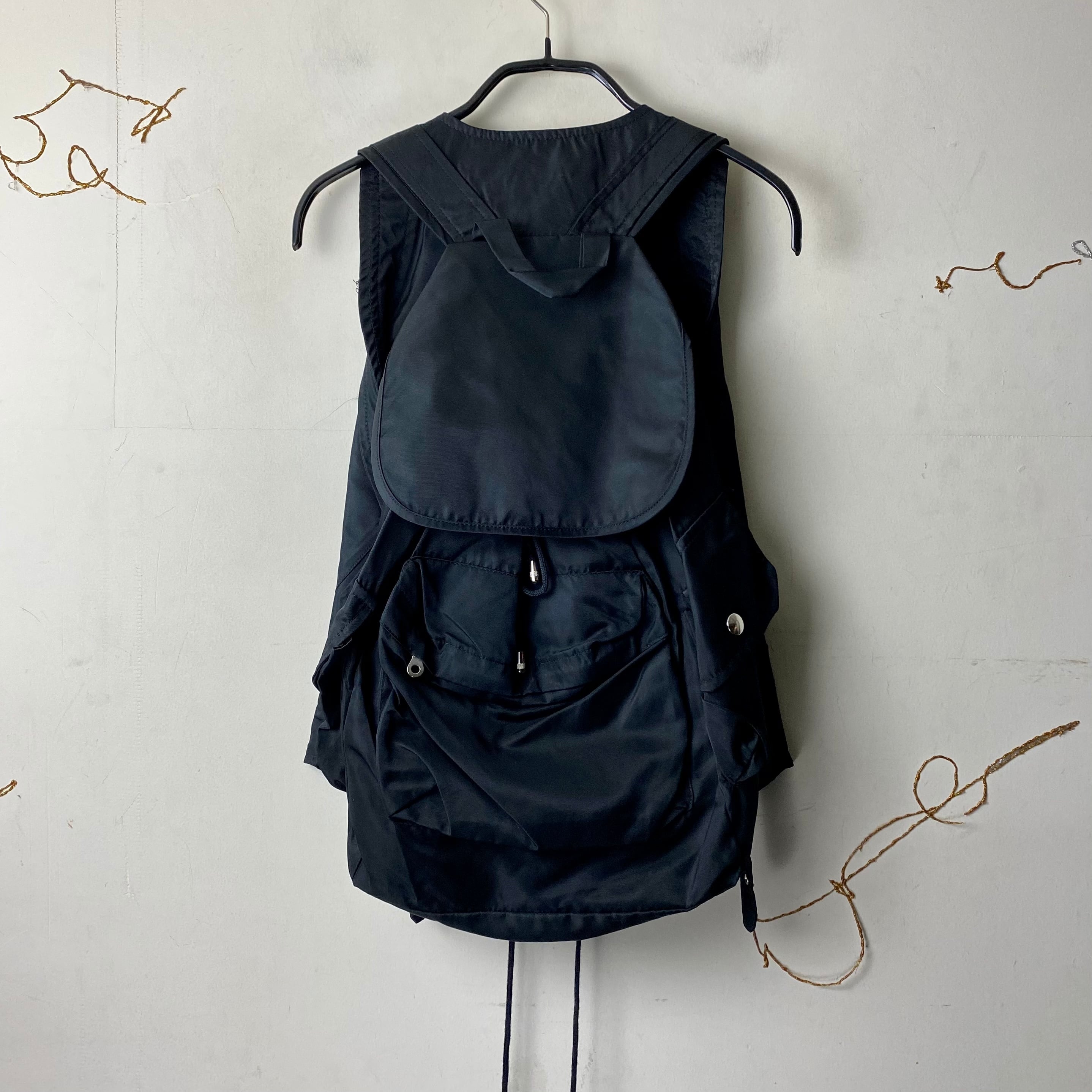 archive DSQUARED nylon zip-up vest integrated backpack | NOIR ONLINE