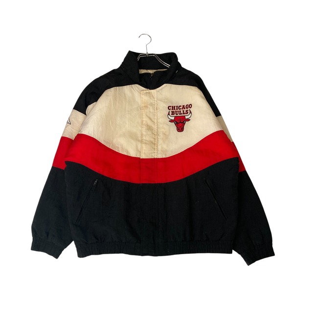 NBA    中綿ジャケット　L   刺繍