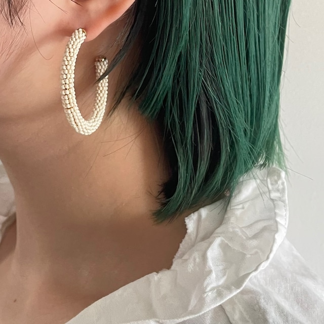 Beads hoop pierce