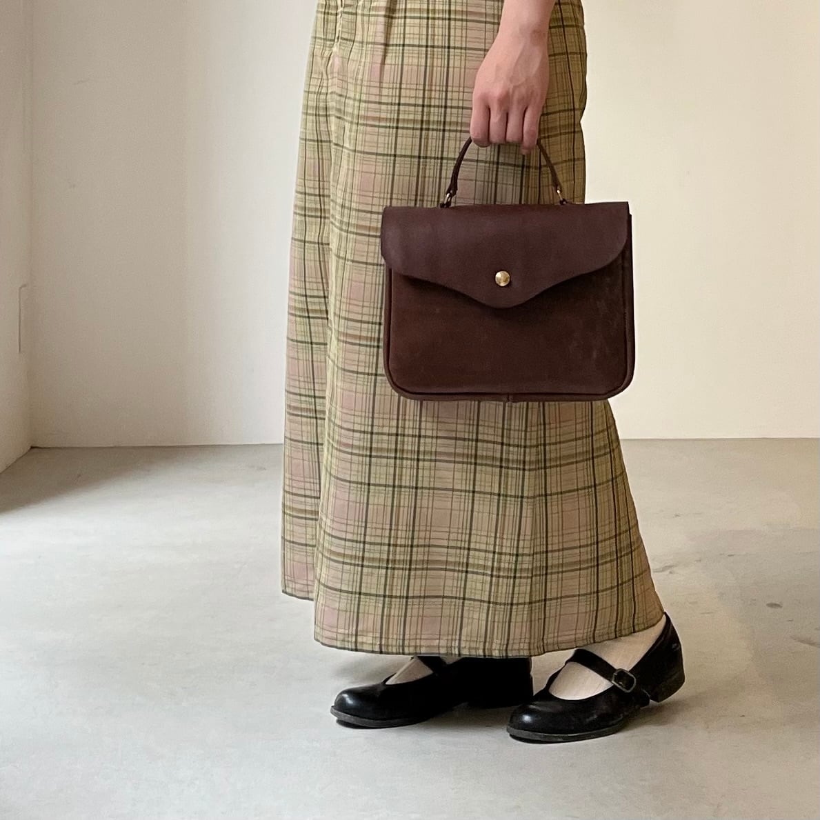 German hook handbag 姫路レザー | studio FAVORI