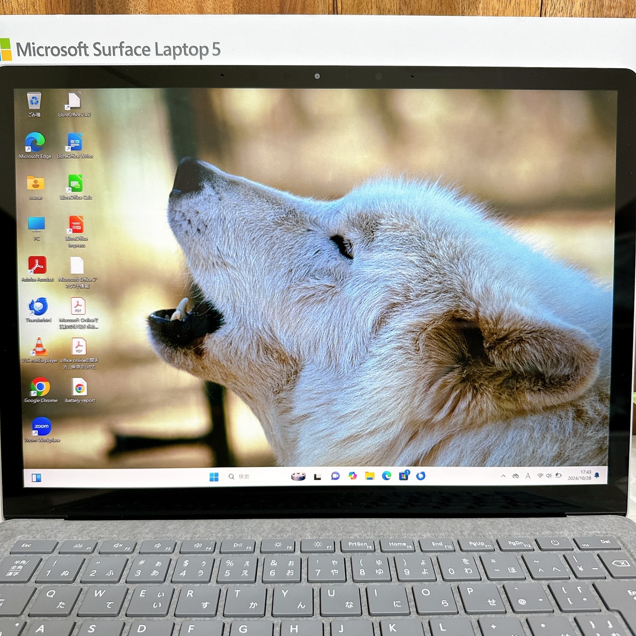 【極美品 2022年】Microsoft Surface Laptop 5 / 第12世代 Core i5-1235U / メモリ8GB / SSD256GB / 13.5インチ 2K タッチパネル式