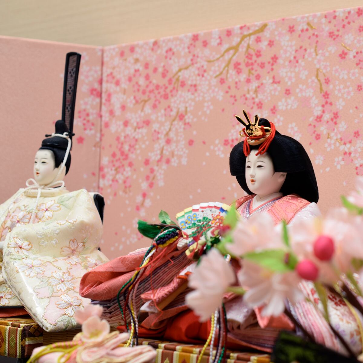 雛人形 屏風 桜 フレーム 雛飾り 鈴為 大々的