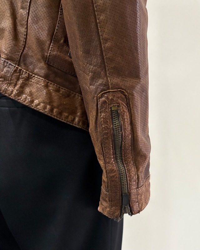 【ARMANI JEANS】single riders blouson