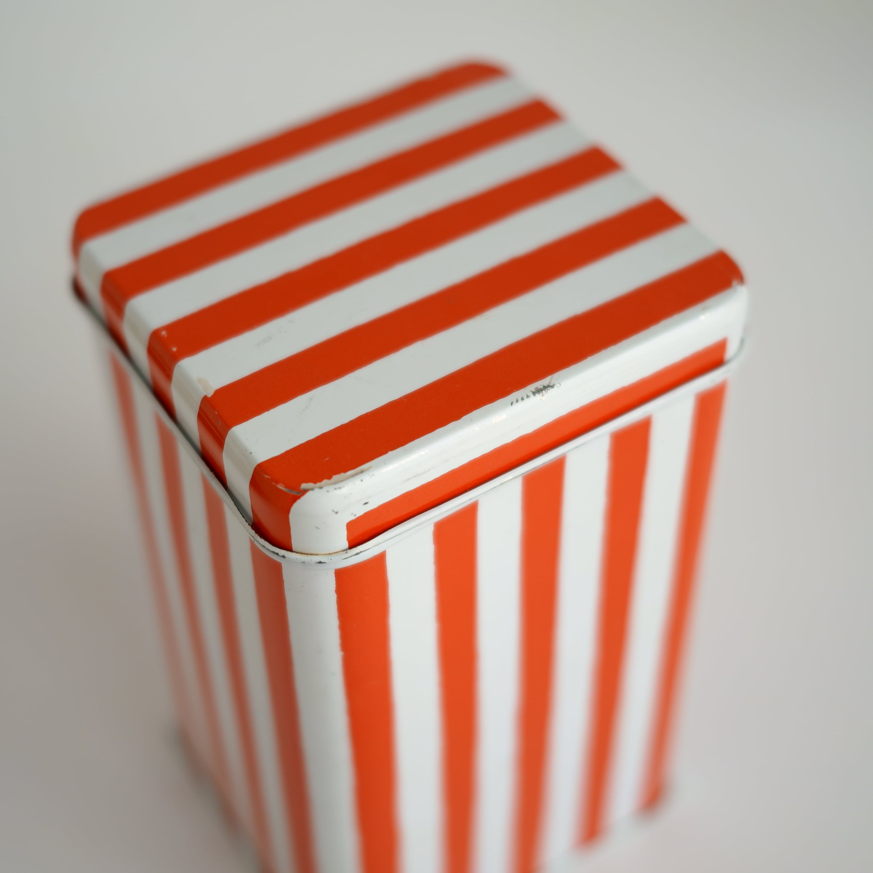 marimekko / Tin Canister | troldhaugen antiques ｜ 北欧