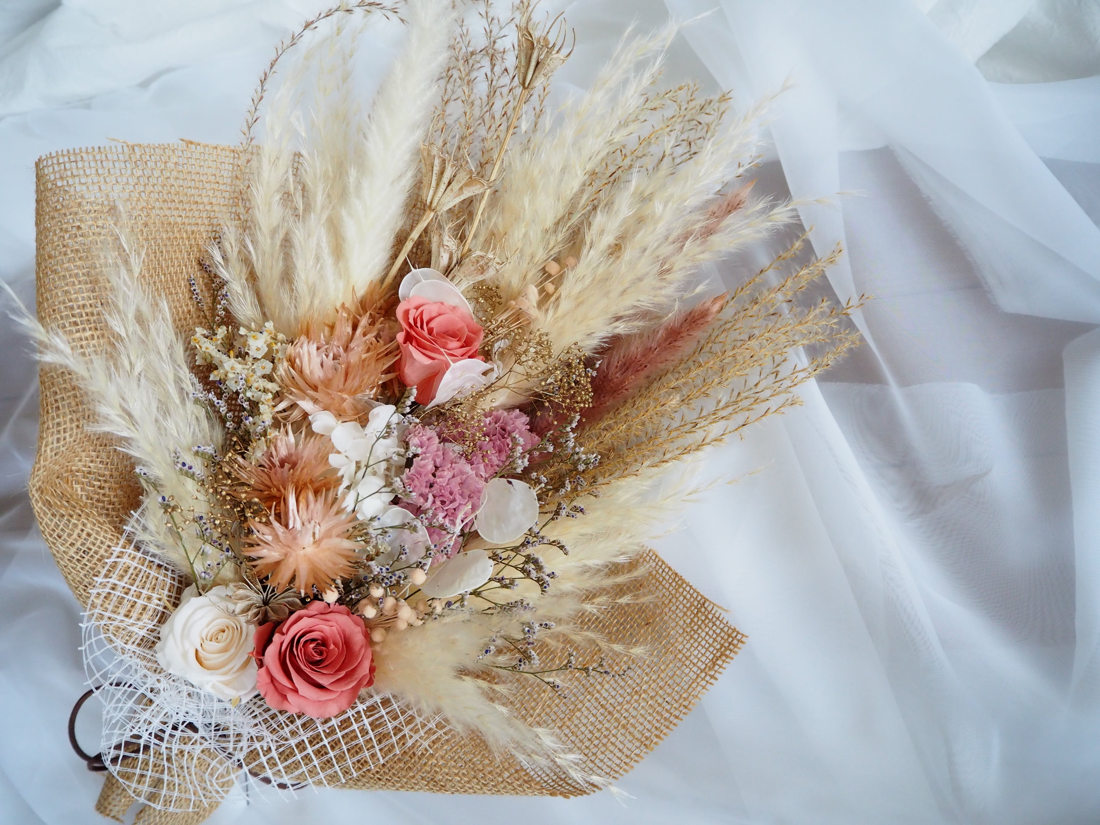 ふわふわパンパスとプリザーブドフラワーのスワッグ flower swag