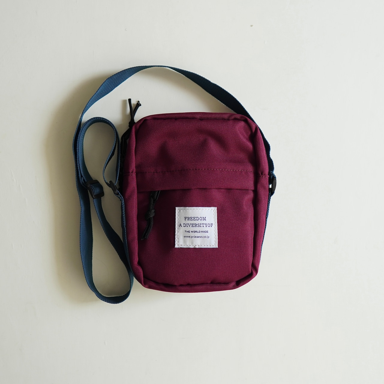 撥水防水軽量EmbroideryWappendesignショルダーバッグ／ボルドー×ネイビー