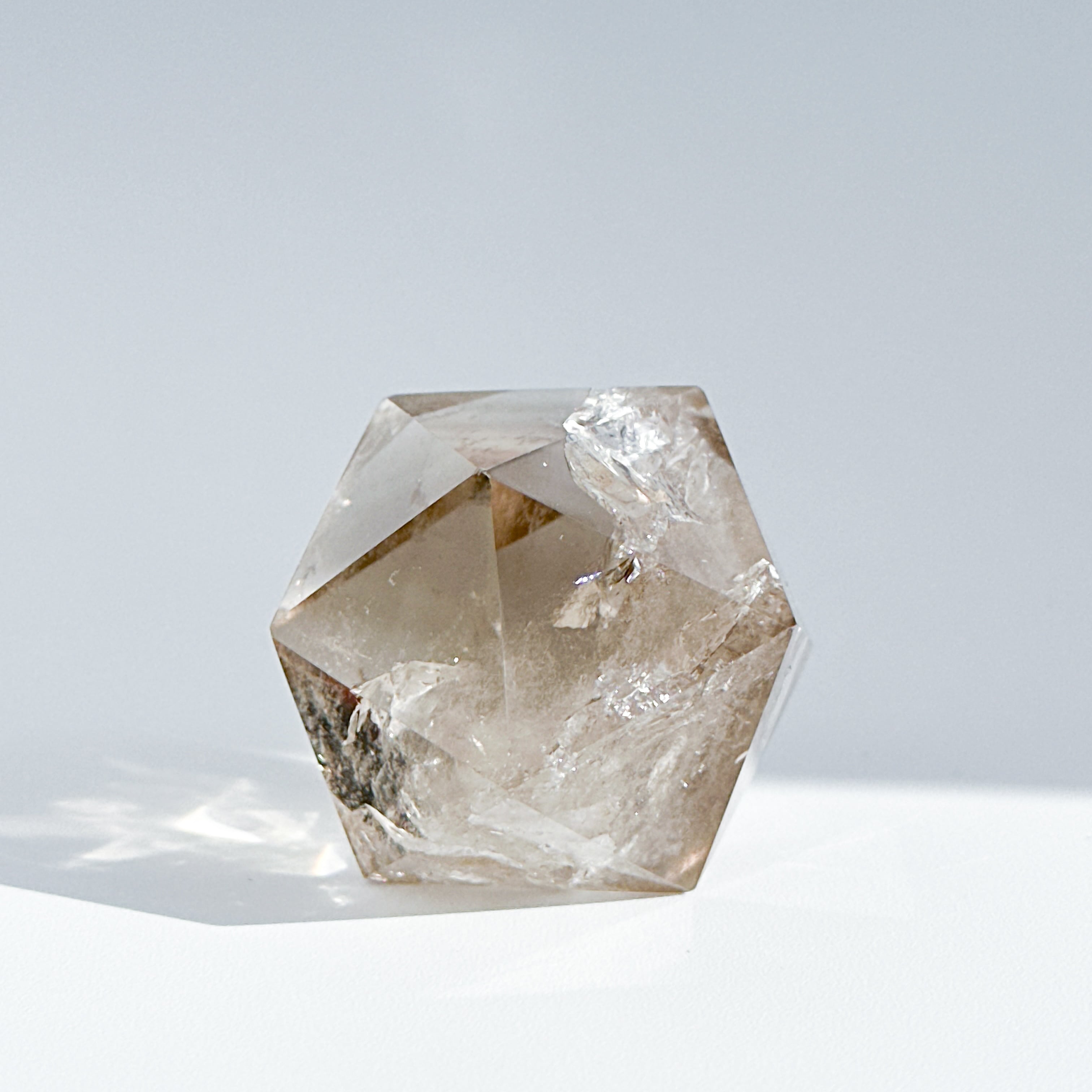 ミナスジェライス産スモーキークォーツ 正二十面体32◇ Smoky Quartz