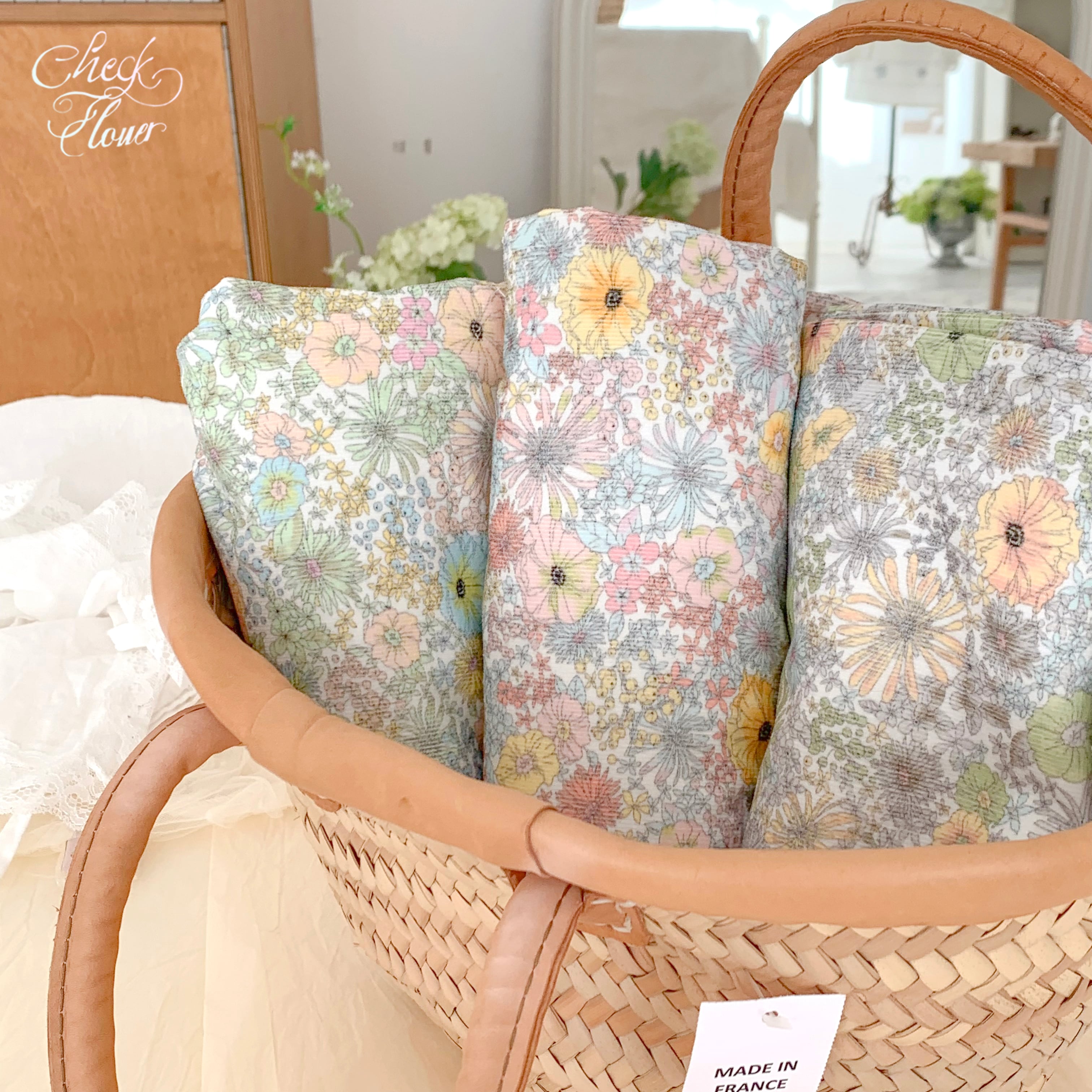 【即納】ボヘミアンヴィンテージ花柄 コーデュロイ生地