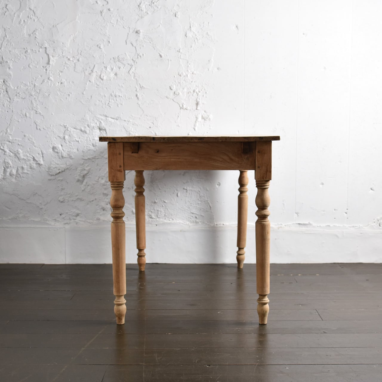 French Elm Stripped Table / フレンチ エルム ストリップド テーブル