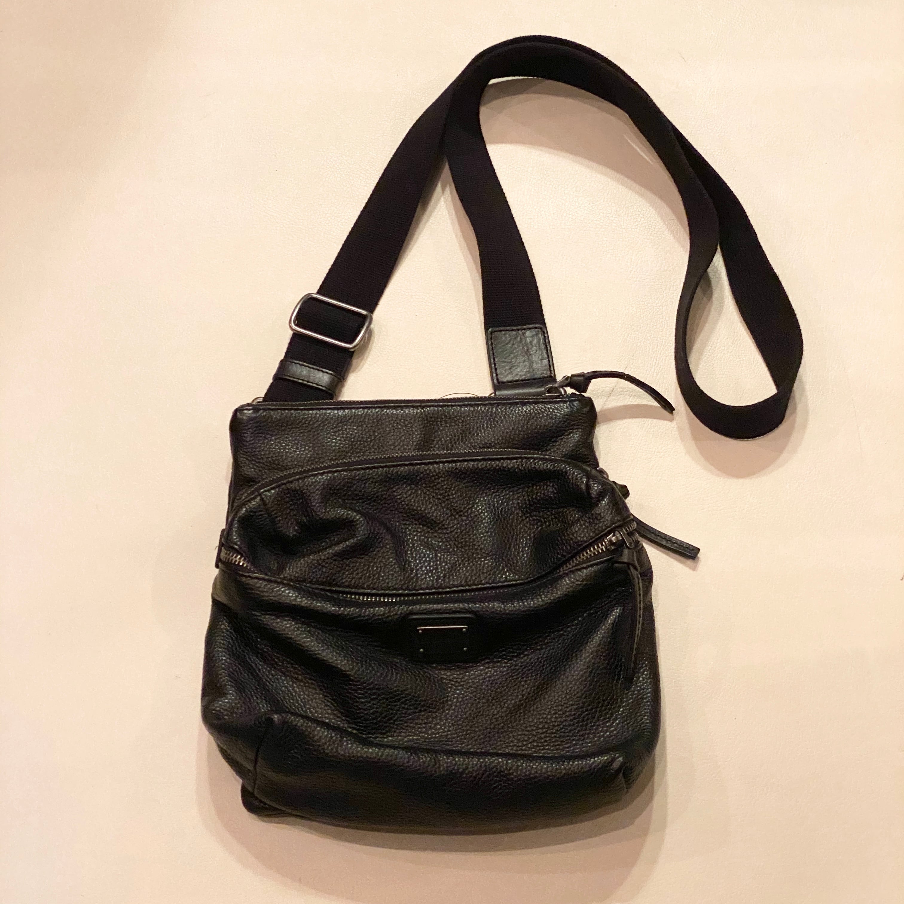 DOLCE&GABBANA black leather multi pocket shoulder bag | NOIR ONLINE