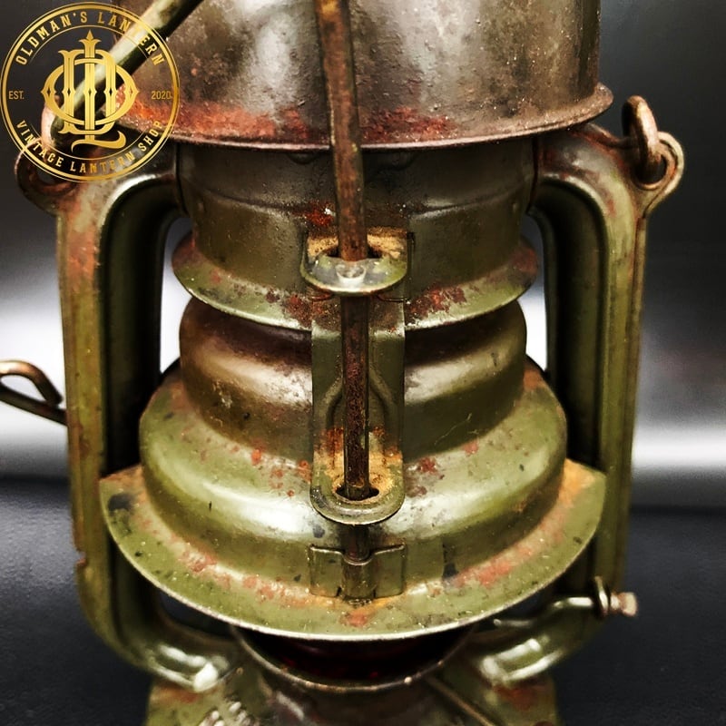 Feuerhand 176Lu レッドグローブ | Oldman's lantern