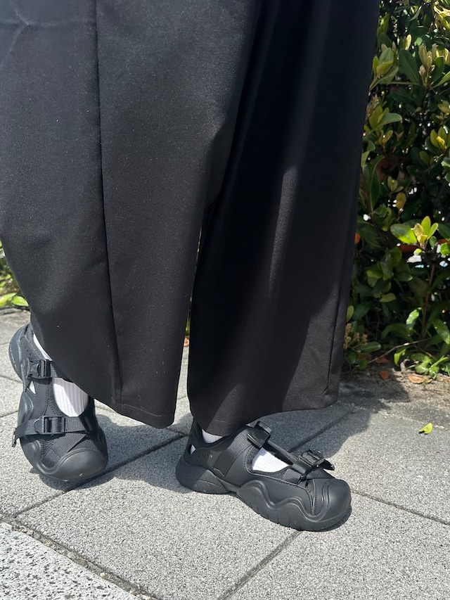 【attrayant】Cross Belt Shoes(black)