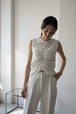YOHEI OHNO / front shirring sleeveless top (white)