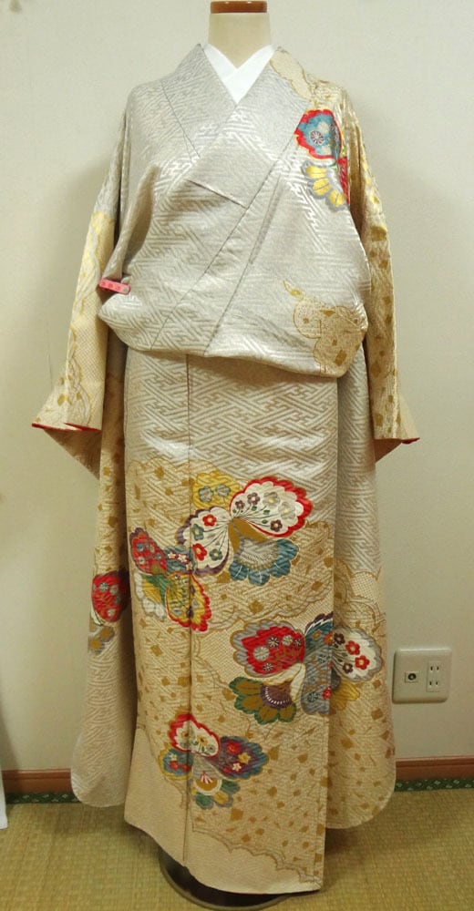 紺碧色に鹿の子柄と大輪の花手毬　振袖　トールサイズ 紺碧色に鹿の子柄と大輪の花手毬 振袖 トールサイズ | アンティーク