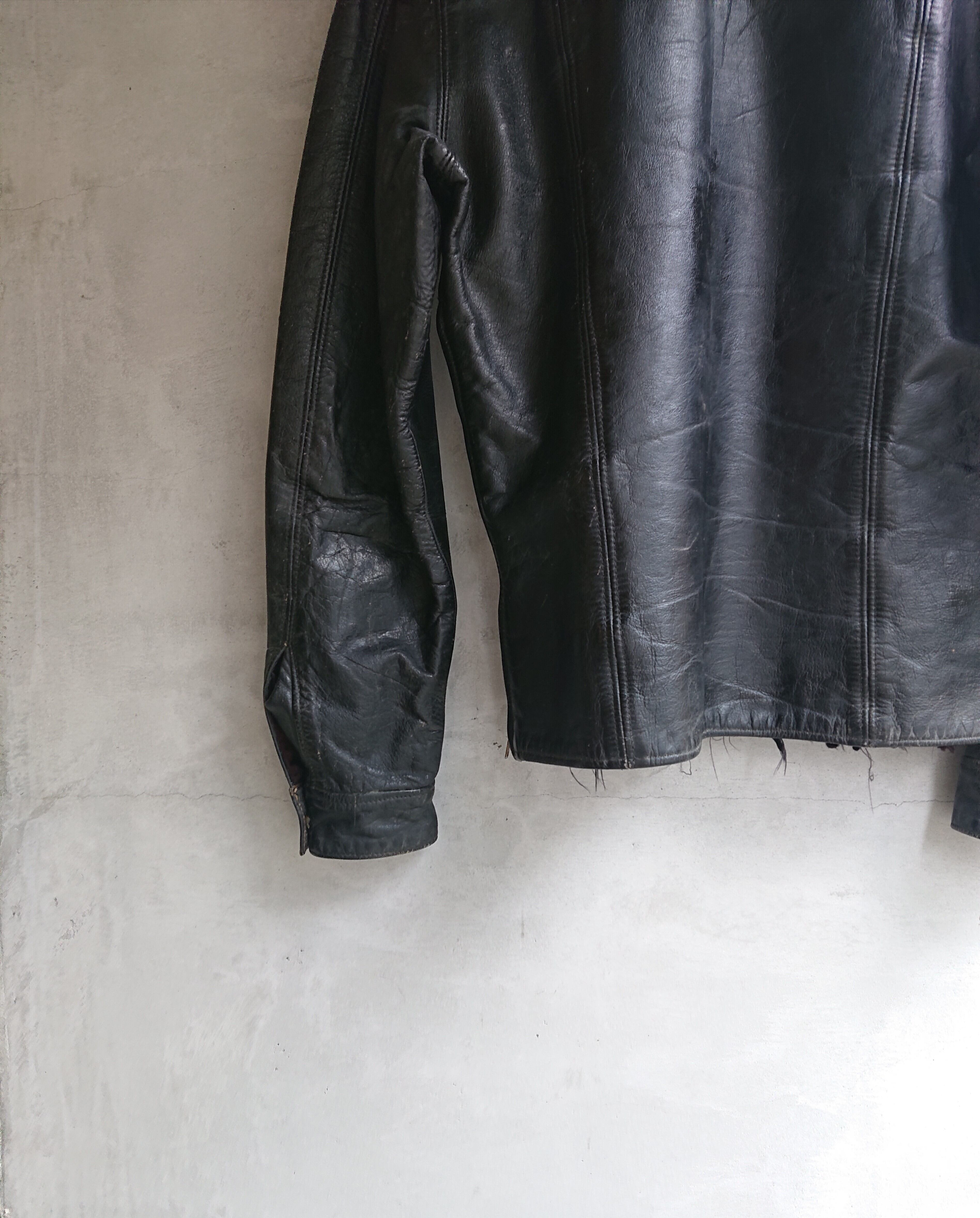 1960s The cloak and dagger San Francisco PULLOVER LEATHER JACKET