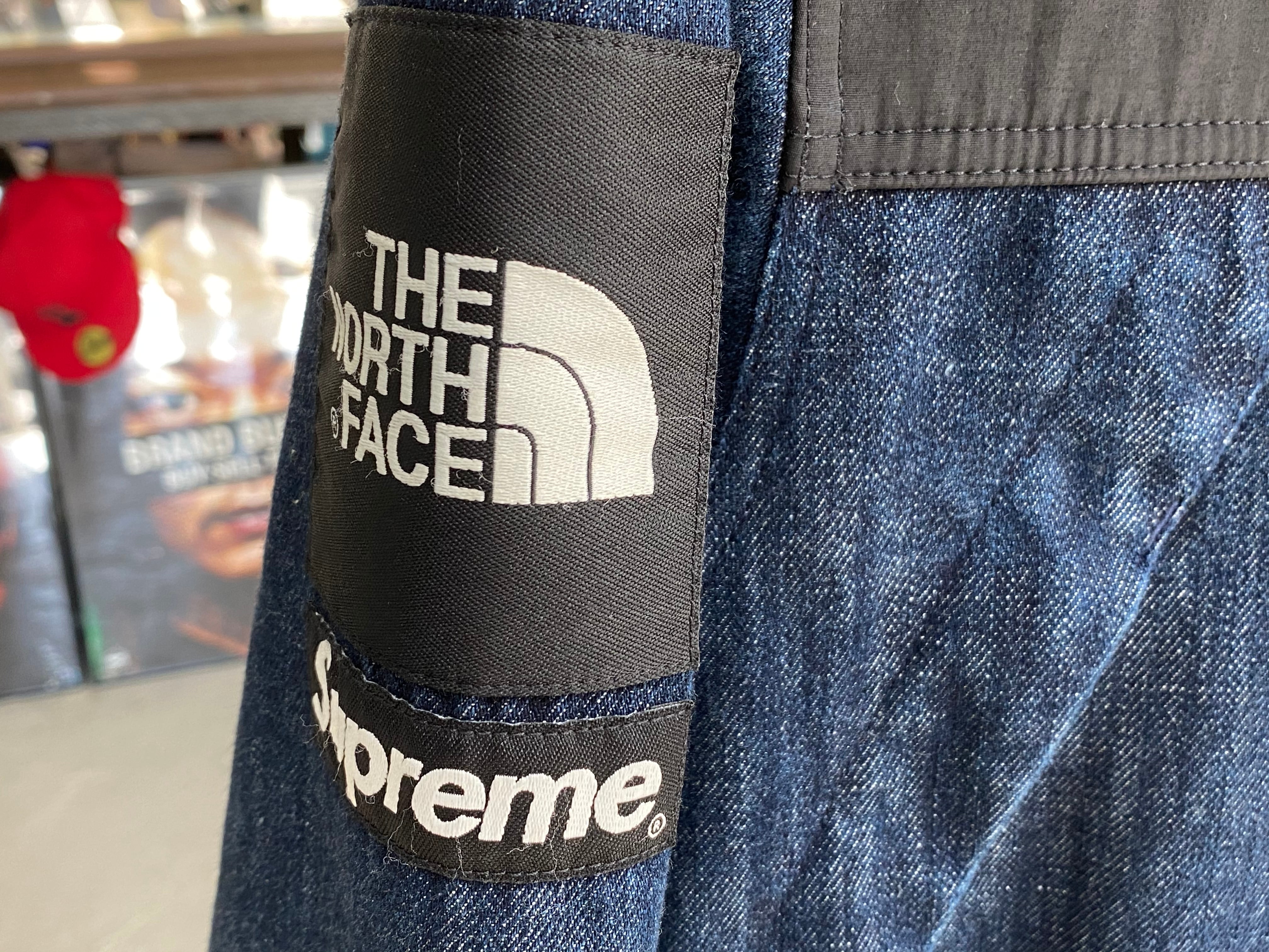 Supreme 15SS × THE NORTH FACE DENIM DOT SHOT JACKET SMALL Supreme 15SS × THE NORTH FACE DENIM DOT SHOT JACKET SMALL