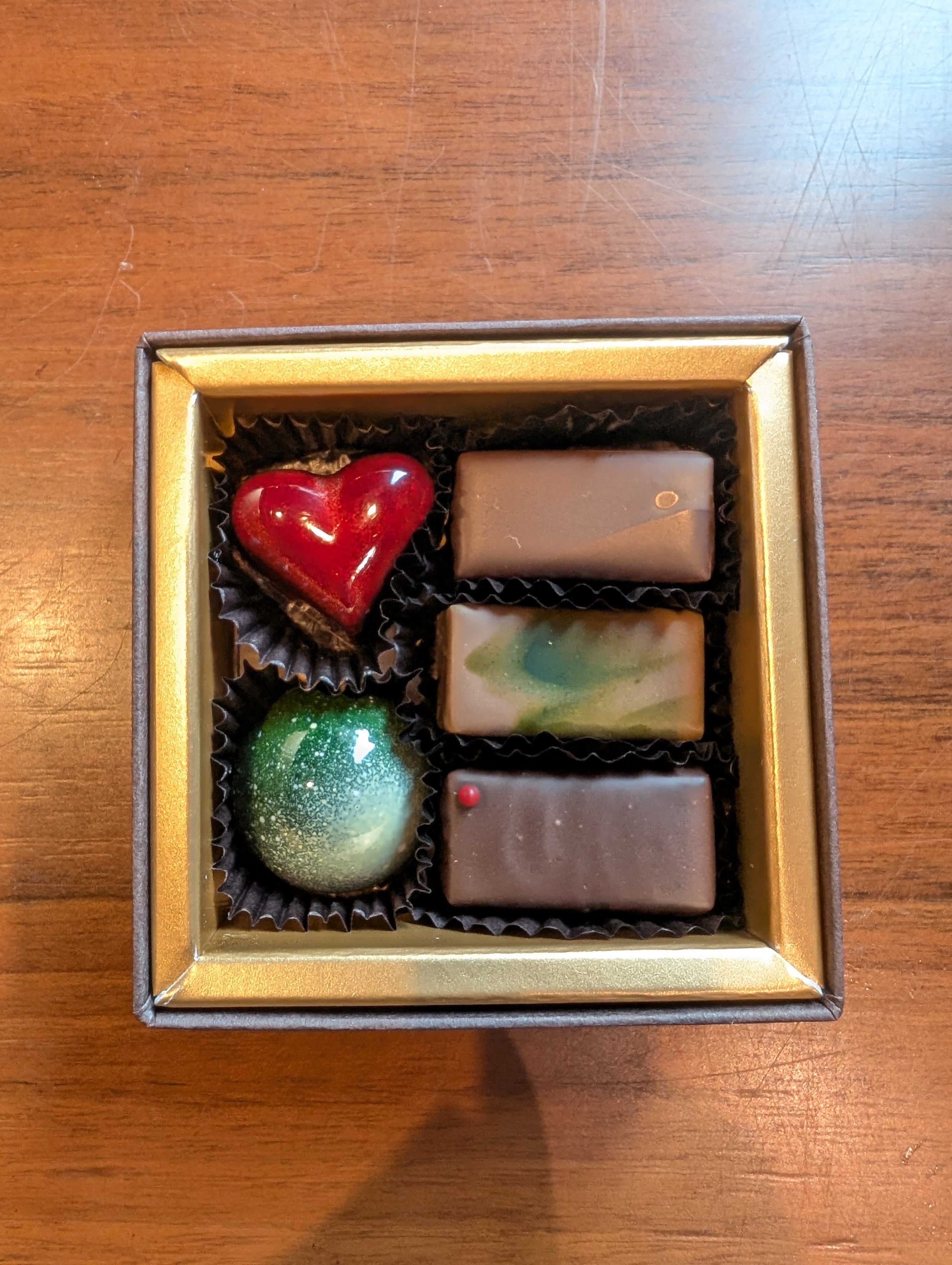 ボンボンショコラ詰め合わせ5個入り（小） | chocolatier LE PETIT BONHEUR