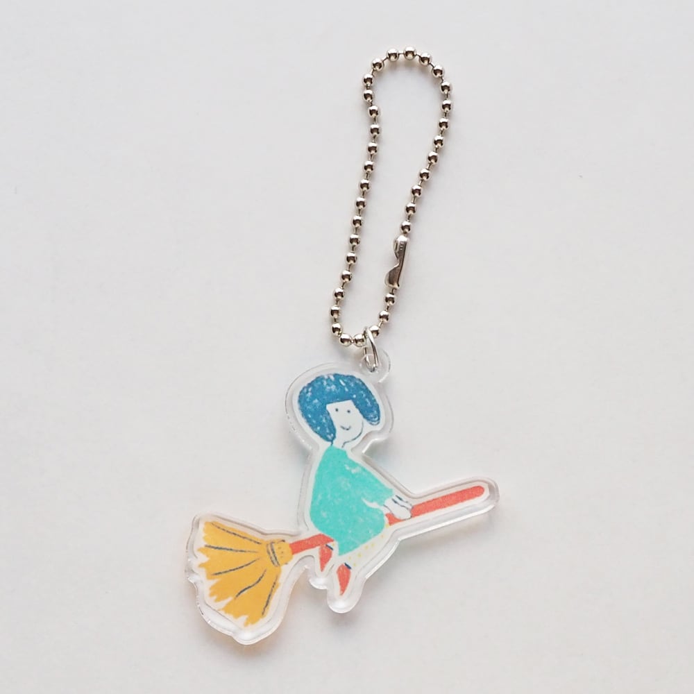 おかっぱちゃん アクリルキーホルダー 空飛ぶ 魔女 おかっぱ | kiko