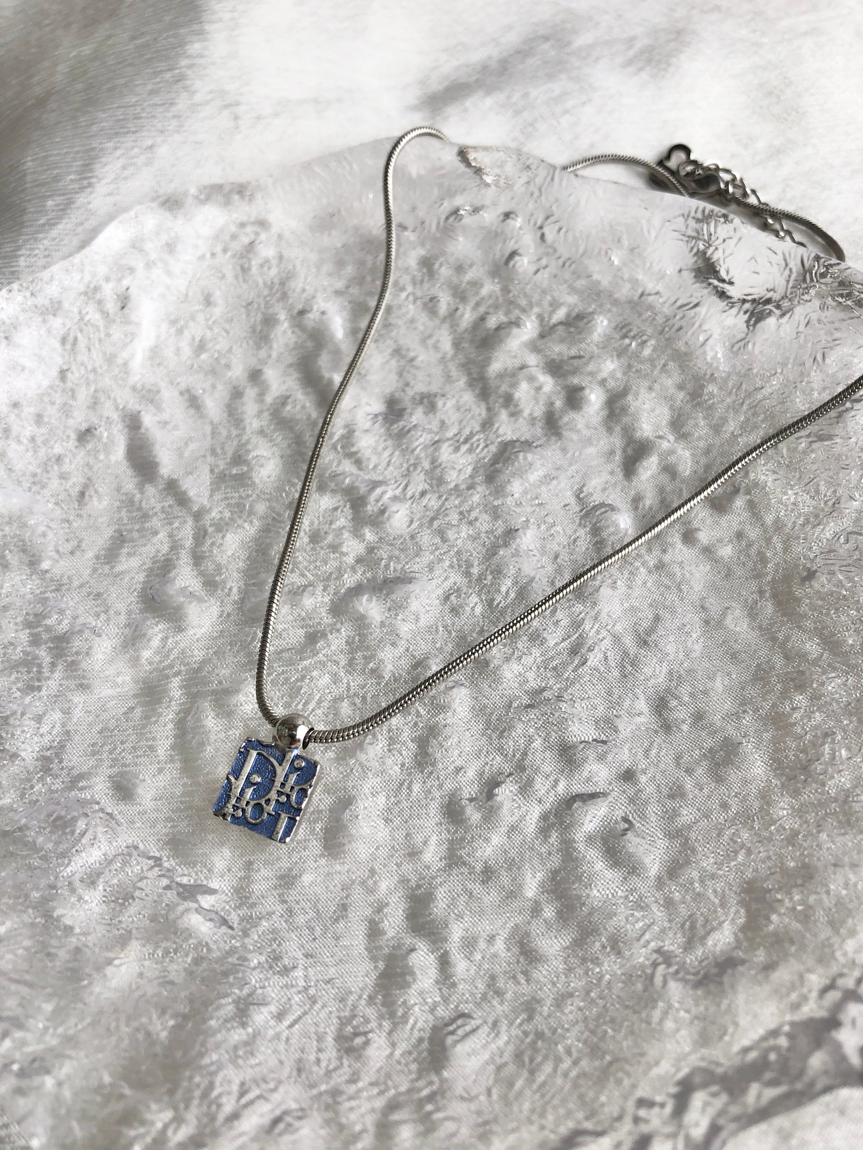 美品 クリスチャンディオール ネックレス ツイスト シルバー 銀色 大ぶり 太め Christian Dior クリスチャン ディオール ネックレス シルバー ロゴ