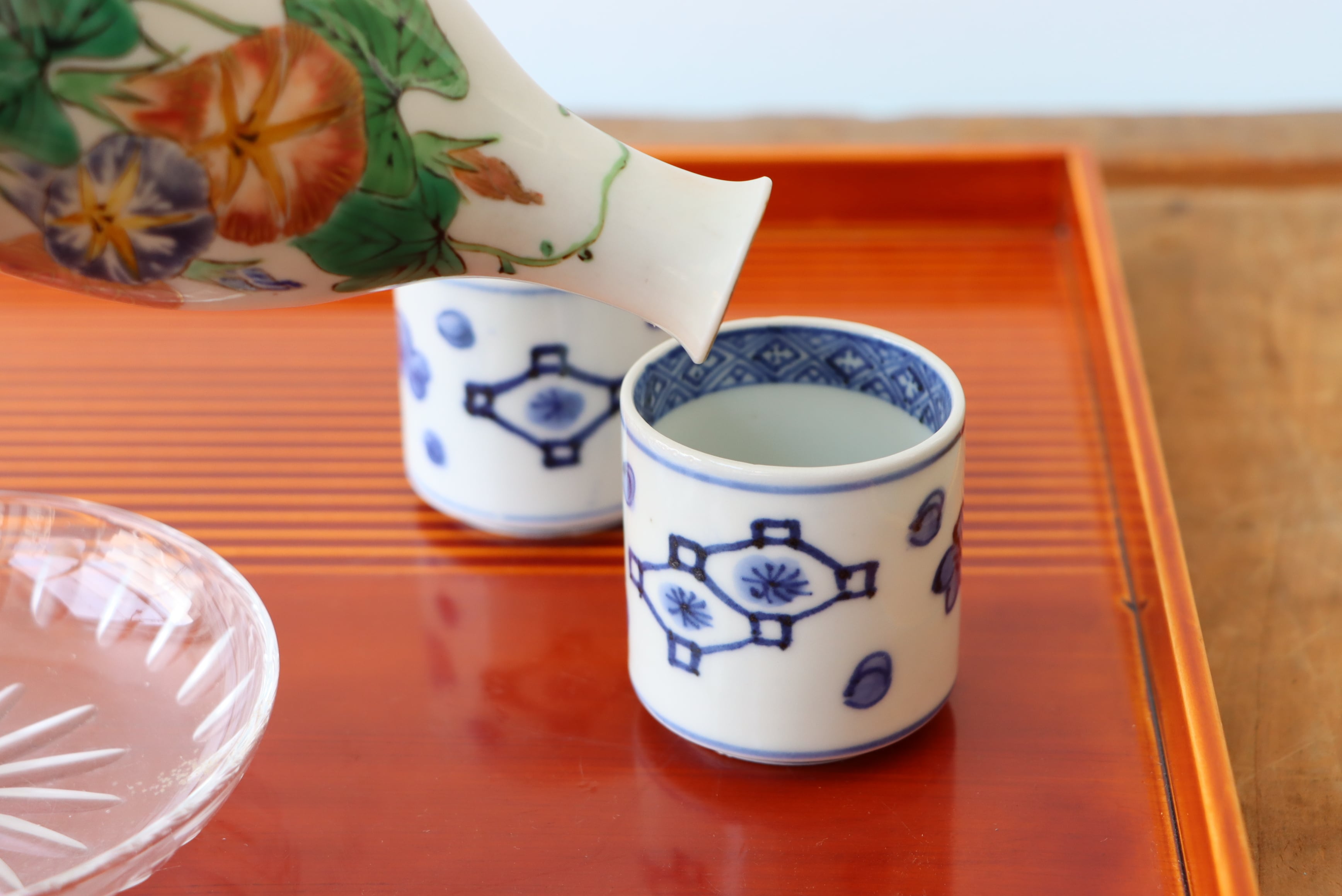 古伊万里 染付 花亀甲文 覗き猪口/Blue and white cup | (有)新原美術