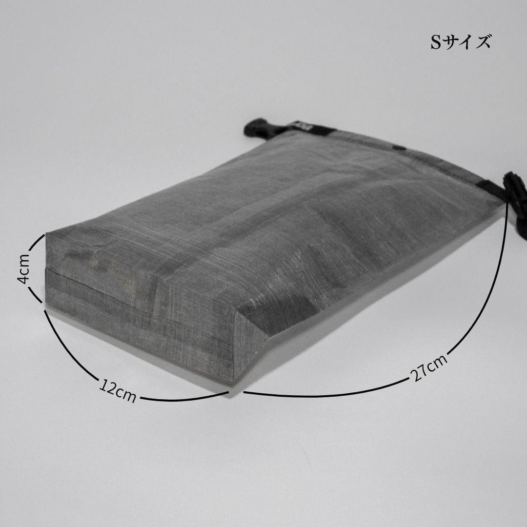 Roll-Top Dry Bag [できるだけ縫わないドライバッグ] Sサイズ | Under