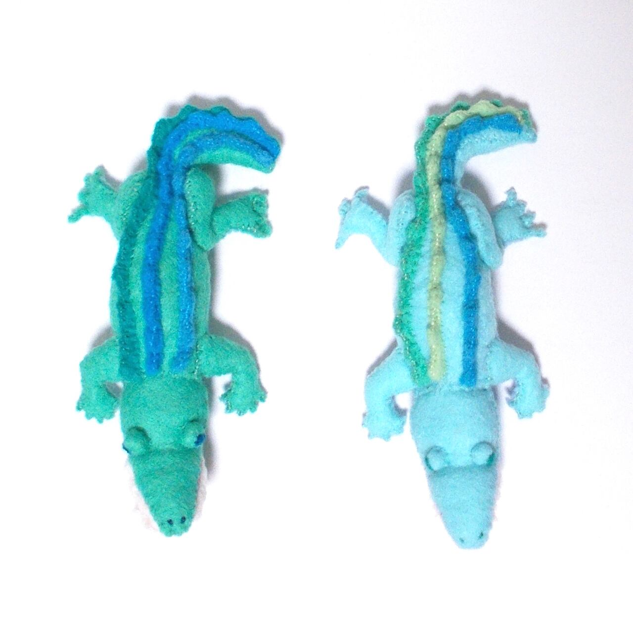 甘噛みワニ | 指人形、はじめました