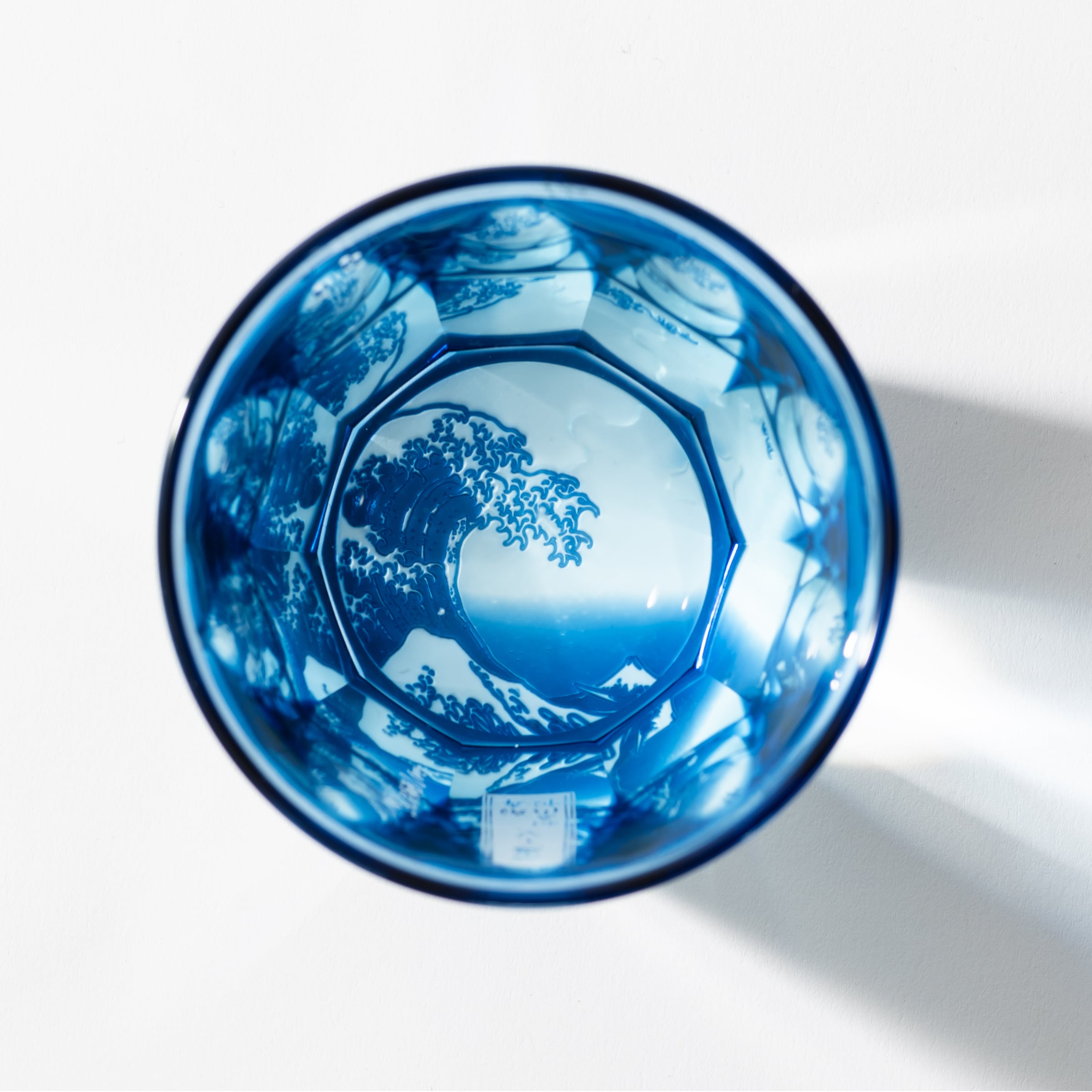 浪裏（北斎）（インディゴ×ライトブルー）大サイズ | 椎名切子（GLASS