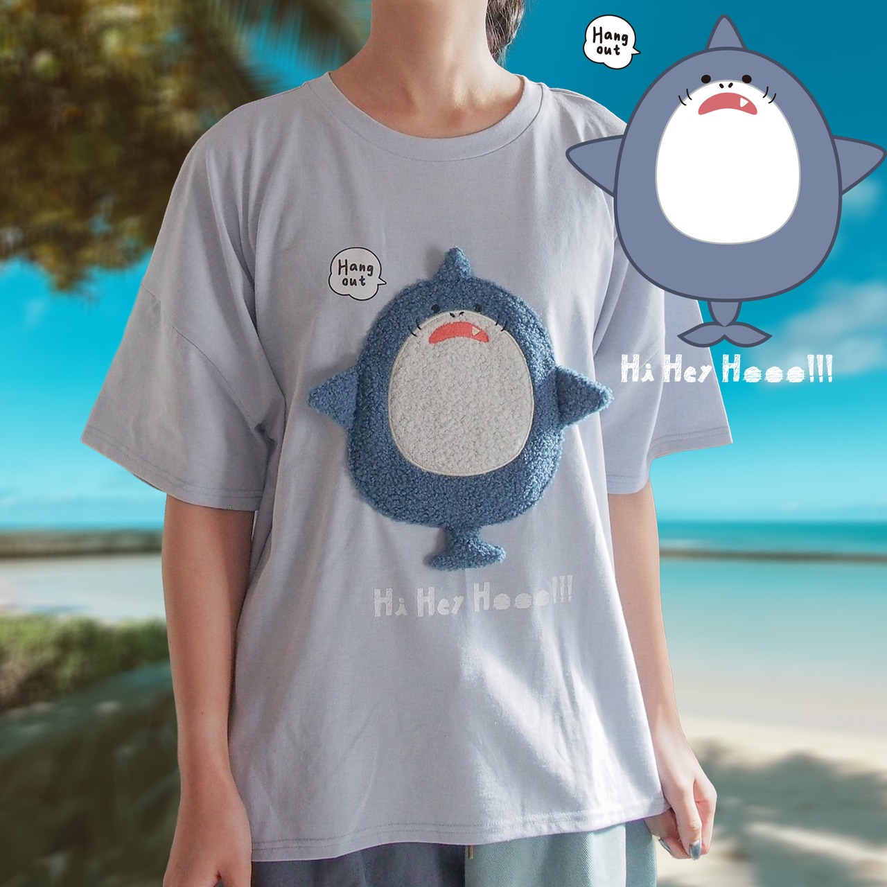 飛び出してきそうなドキドキ感。もっこもこ サメ 立体刺繡 Tシャツ - 1