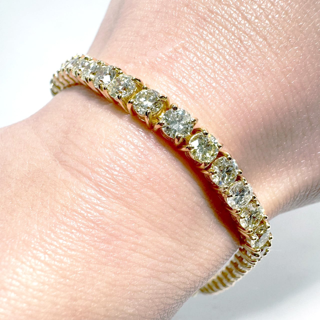 K18YG 9.08ct 天然ダイヤモンド テニスブレスレット | カオキ | 日本
