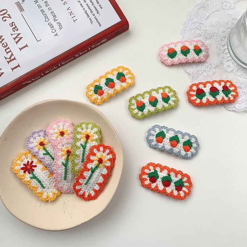 ウールニット Flowerデザイン ヘアピン ハートサイドアクセサリー 大人ガーリー スウィート キュート カジュアル フラワーデザイン ブラック・アイド・ピーズ82810394166