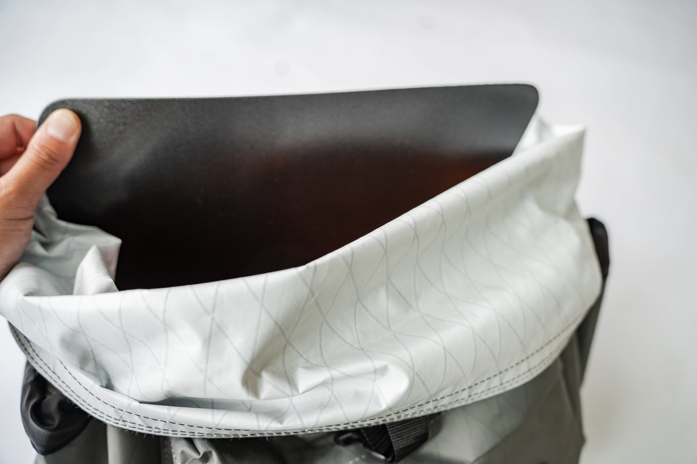 jindaiji mountain works “RTB” bag Black Roll The Top Bag “RTB” | JINDAIJI MOUNTAIN WORKS