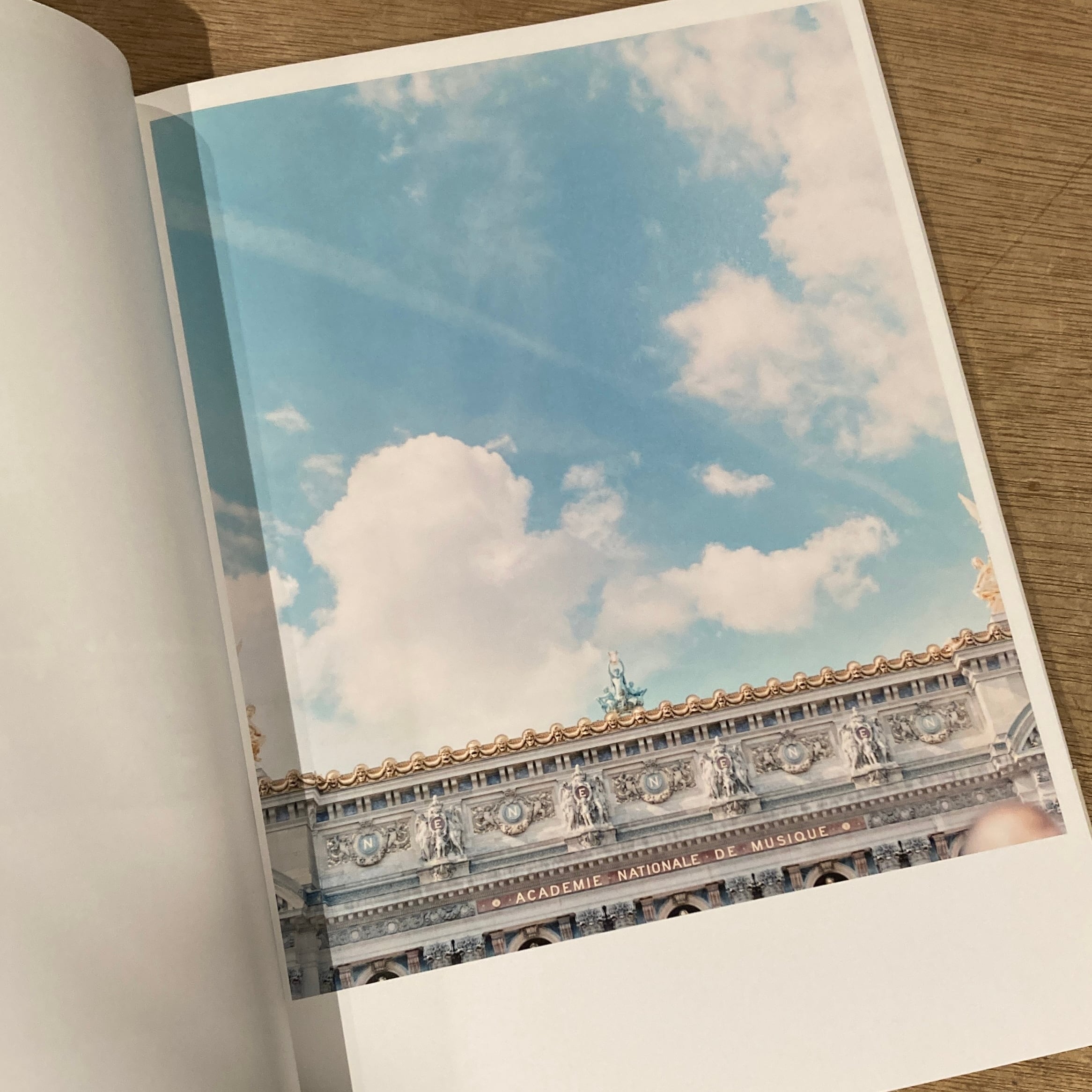 Paris / 市橋織江 | PAY ID