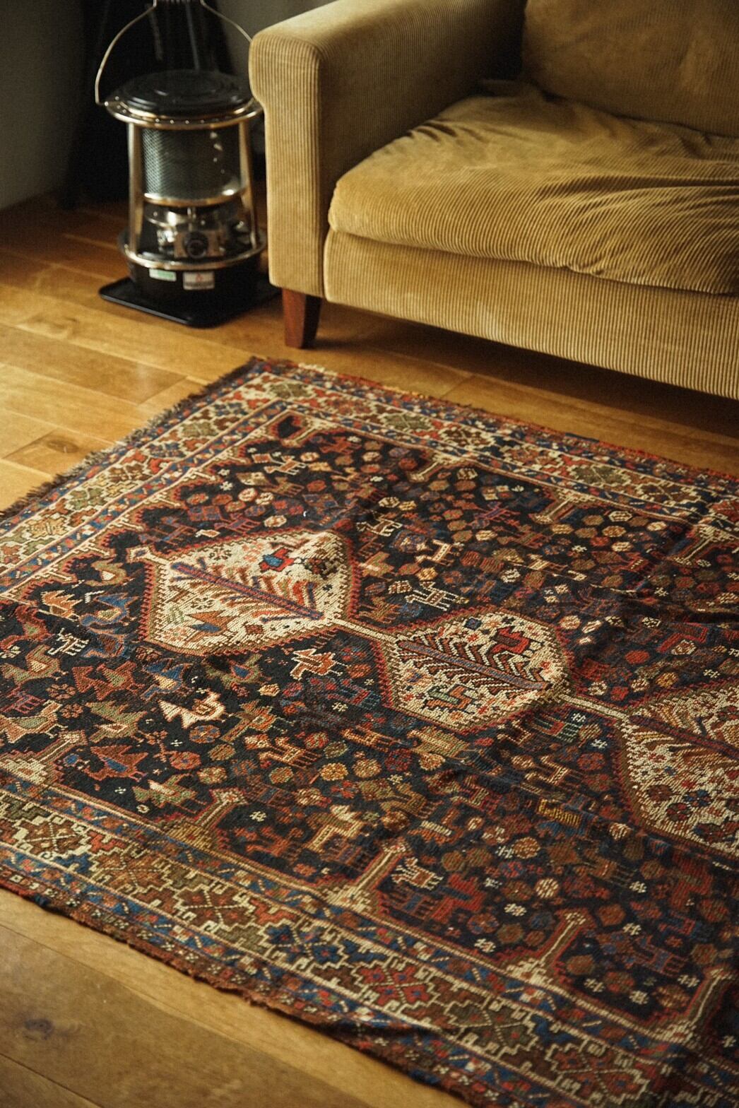 414-Antique Qashqai rug | 手織りのヴィンテージラグ専門店 414-Antique Qashqai rug | 手織りのヴィンテージラグ専門店