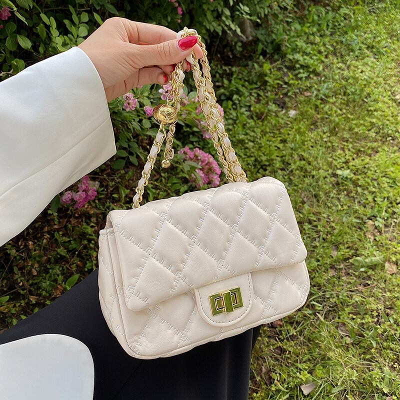 サマーチェーン レッド 夏物 メッセンジャーバッグ Tiancai_Wing_Bag18133918519