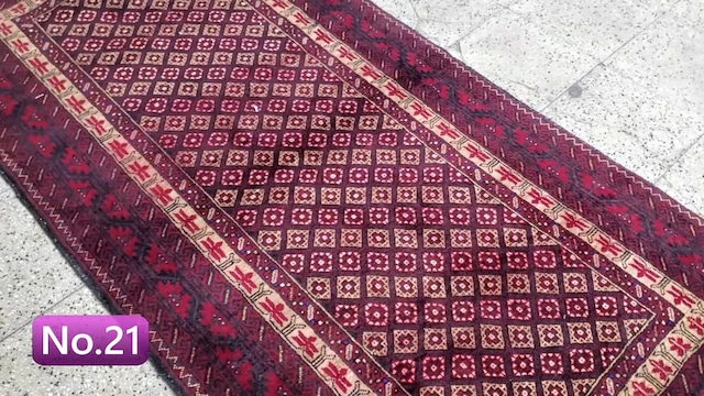 絨毯クエスト53【No.21】※現在、こちらの商品はイランに置いてあります。ご希望の方は先ずは在庫のご確認をお願いします。