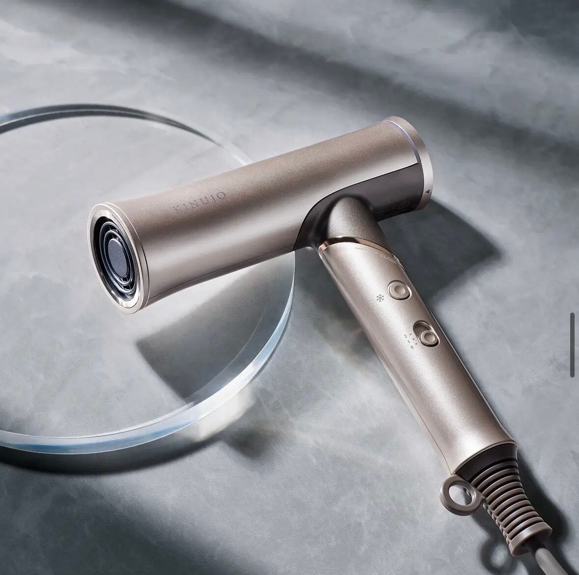 KINUJO　ヘアドライヤー　ボヤージュ　海外対応