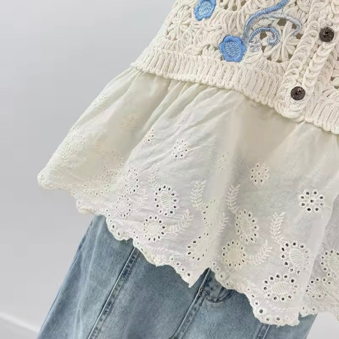 クロシェニットレースタンクトップ