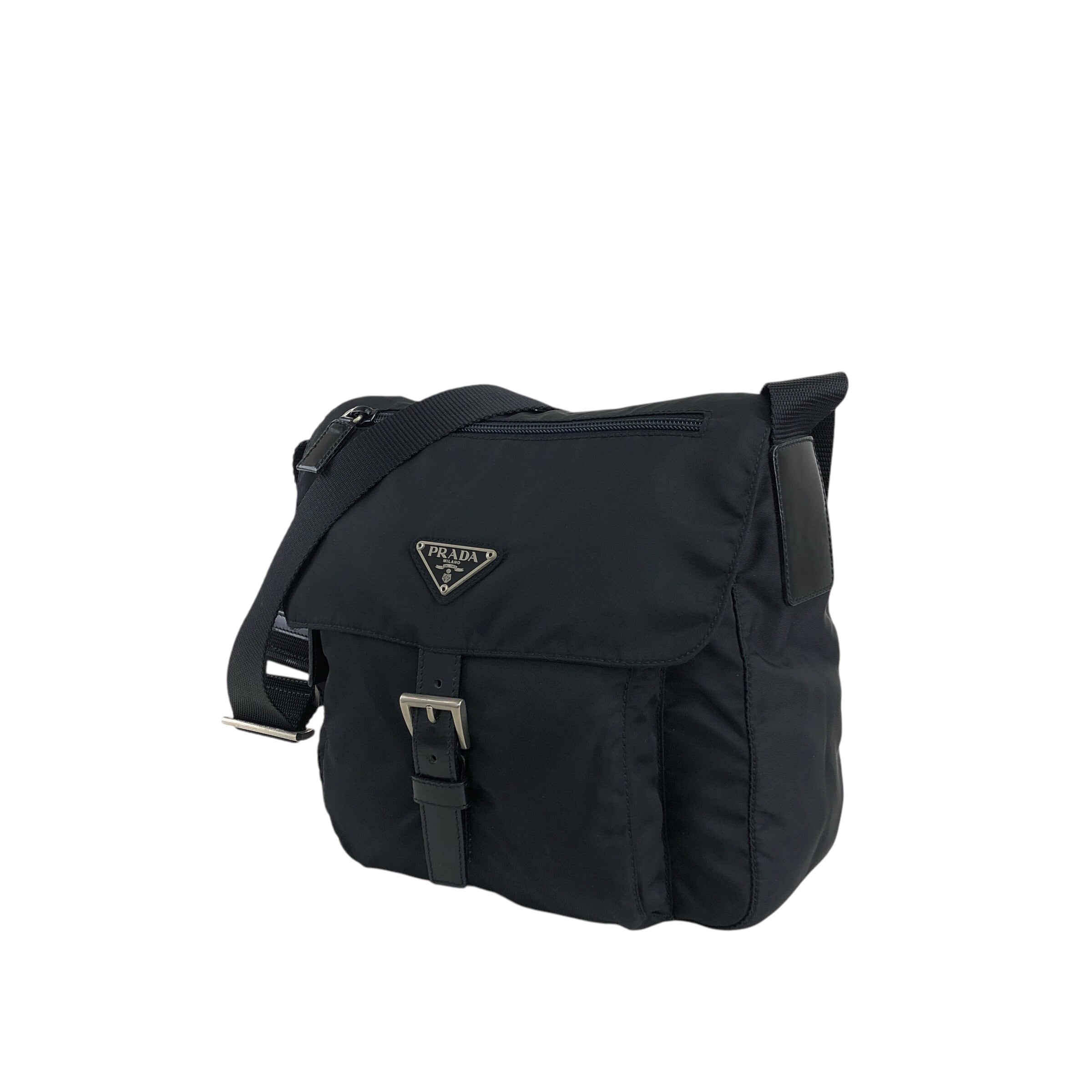 PRADA プラダ ショルダーバッグ ブラック トライアングルロゴ フロント