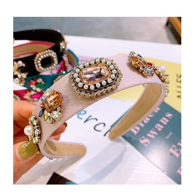 CHANEL　ヴィンテージ　カチューシャ　キラキラ　ビジュー　ヘアアクセサリー CHANEL ヴィンテージ カチューシャ キラキラ ビジュー ヘア