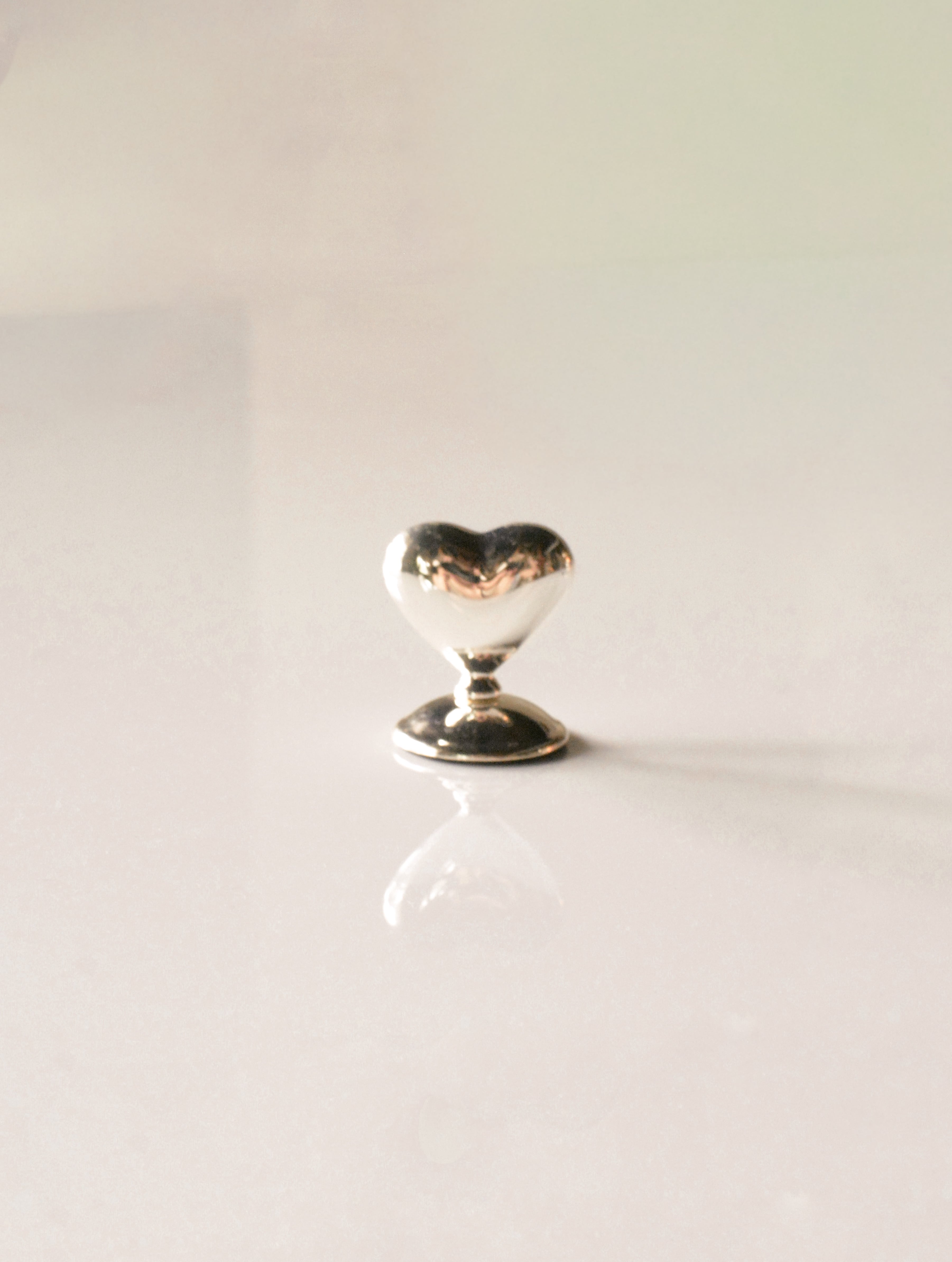 vintage card stand Heart